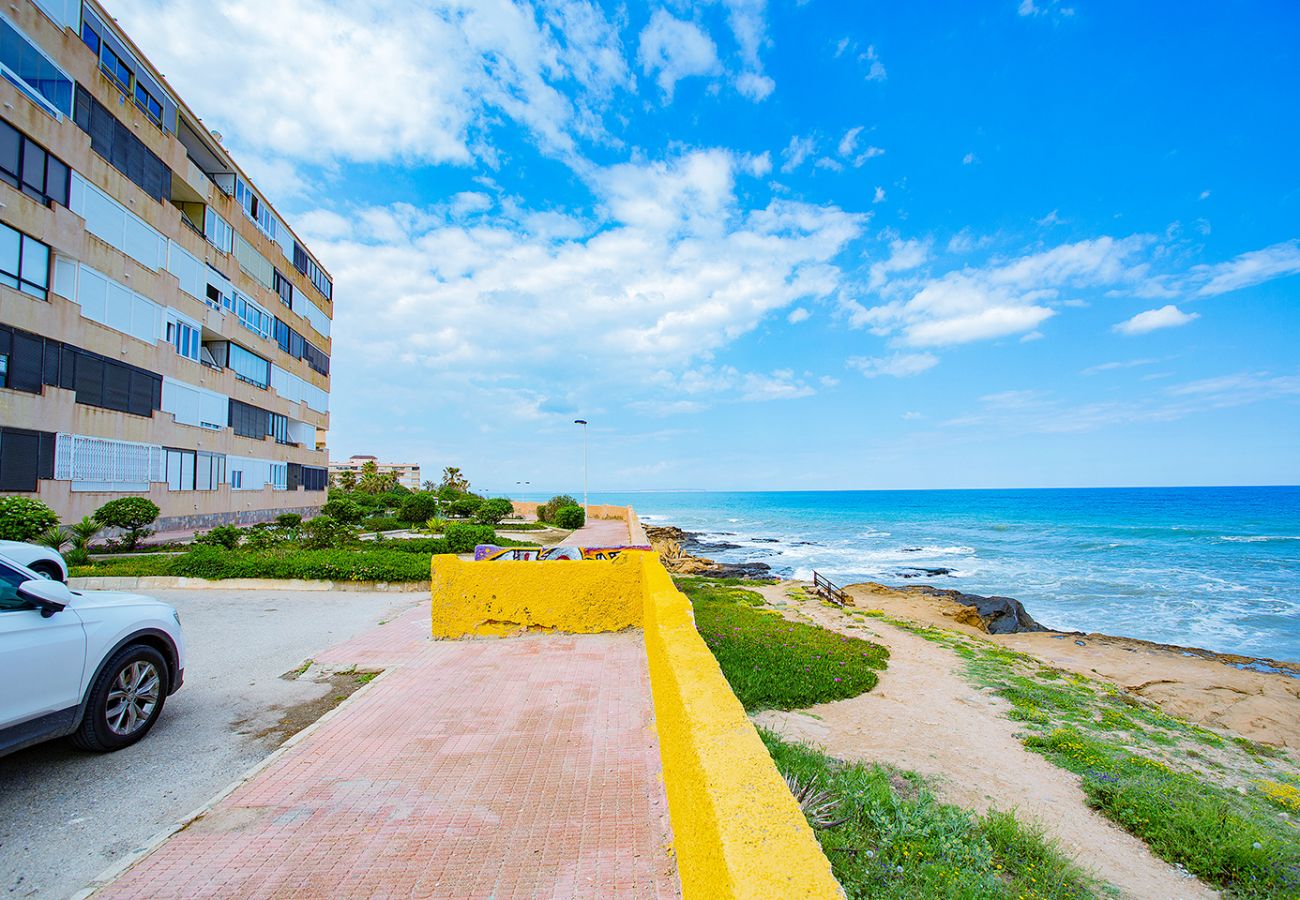 Ferienwohnung in La Mata - 047 Beautiful Miramar View - Alicante Holiday