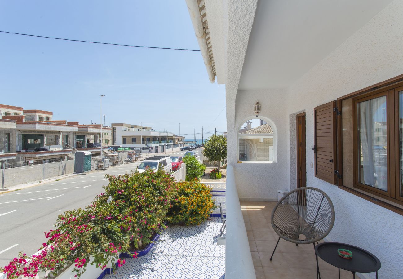 Bungalow in La Mata - 145 Sea Relax House - Alicante Holiday