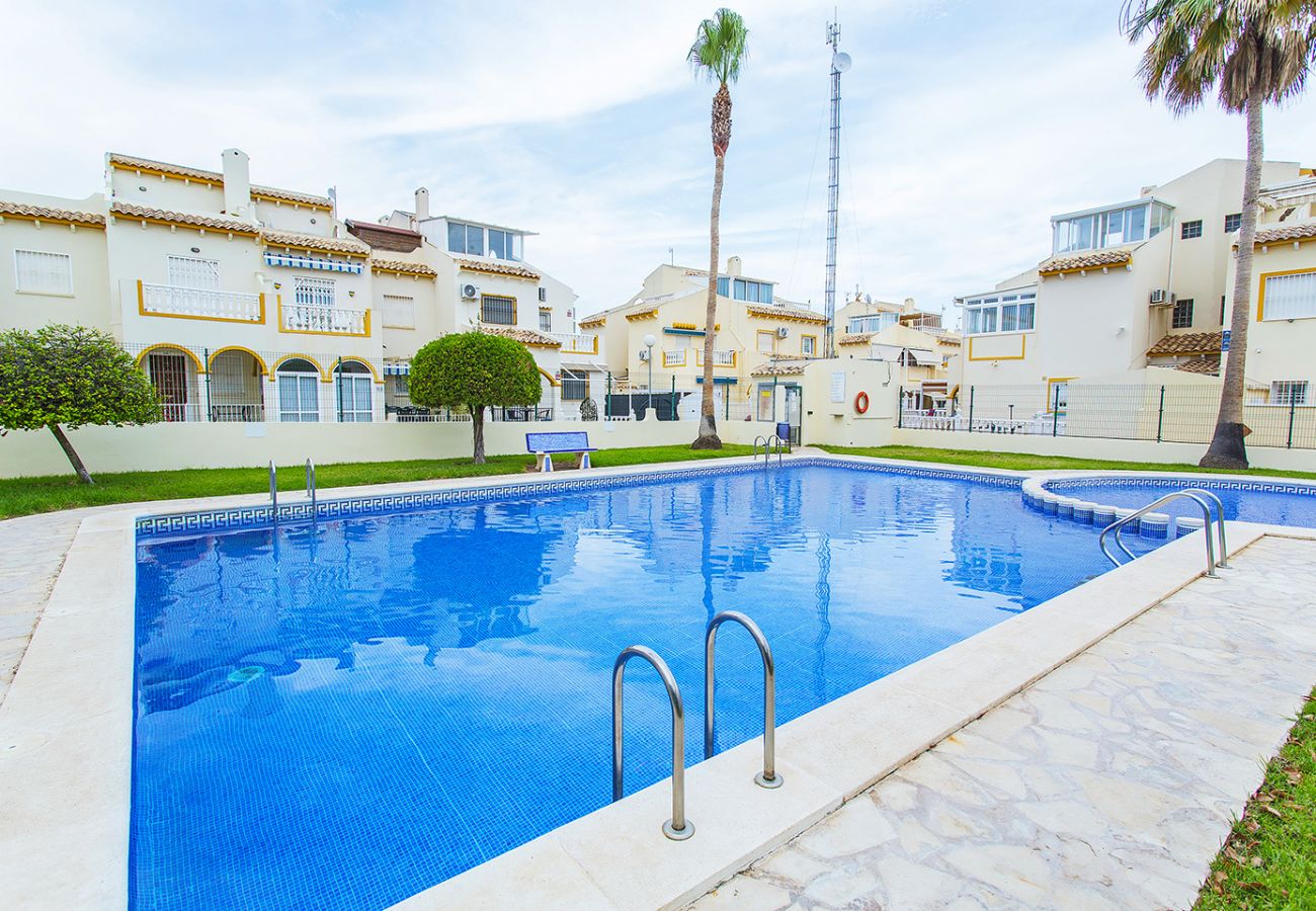 Stadthaus in Orihuela Costa - 243 Pool & Sun Home- Alicante Holiday