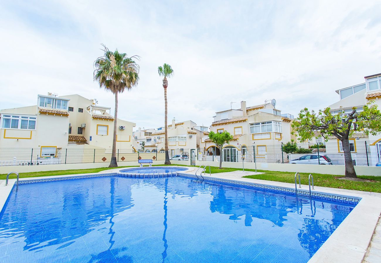 Stadthaus in Orihuela Costa - 243 Pool & Sun Home- Alicante Holiday