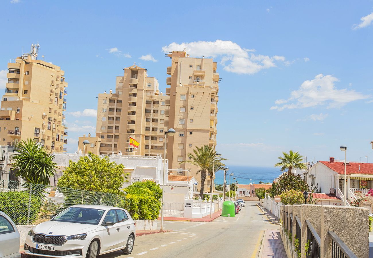 Ferienwohnung in Torrevieja - 046 Dreamy Sea View Apartment - Alicante Holiday