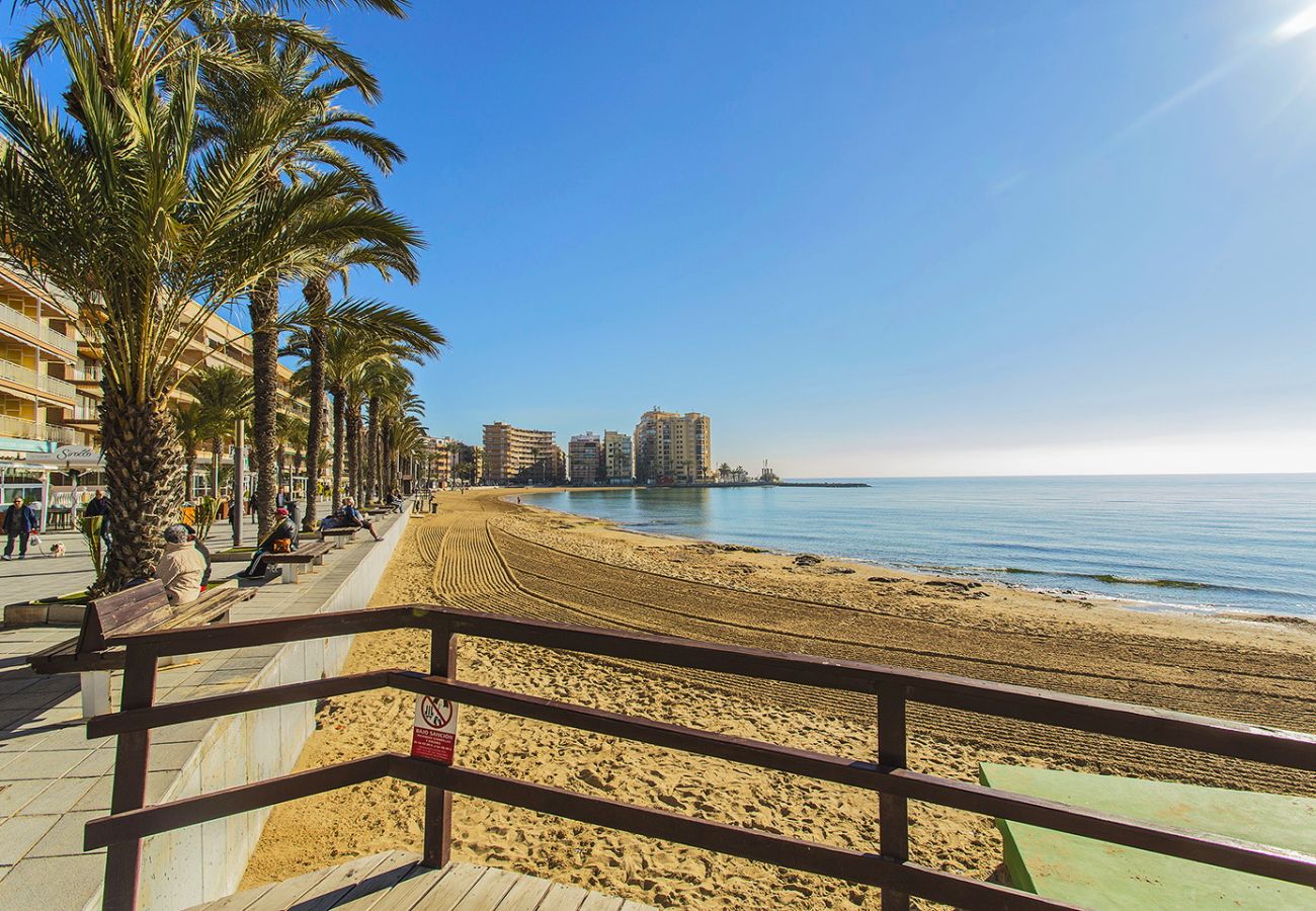 Ferienwohnung in Torrevieja - 153 Beach Apartment Alicante Holiday