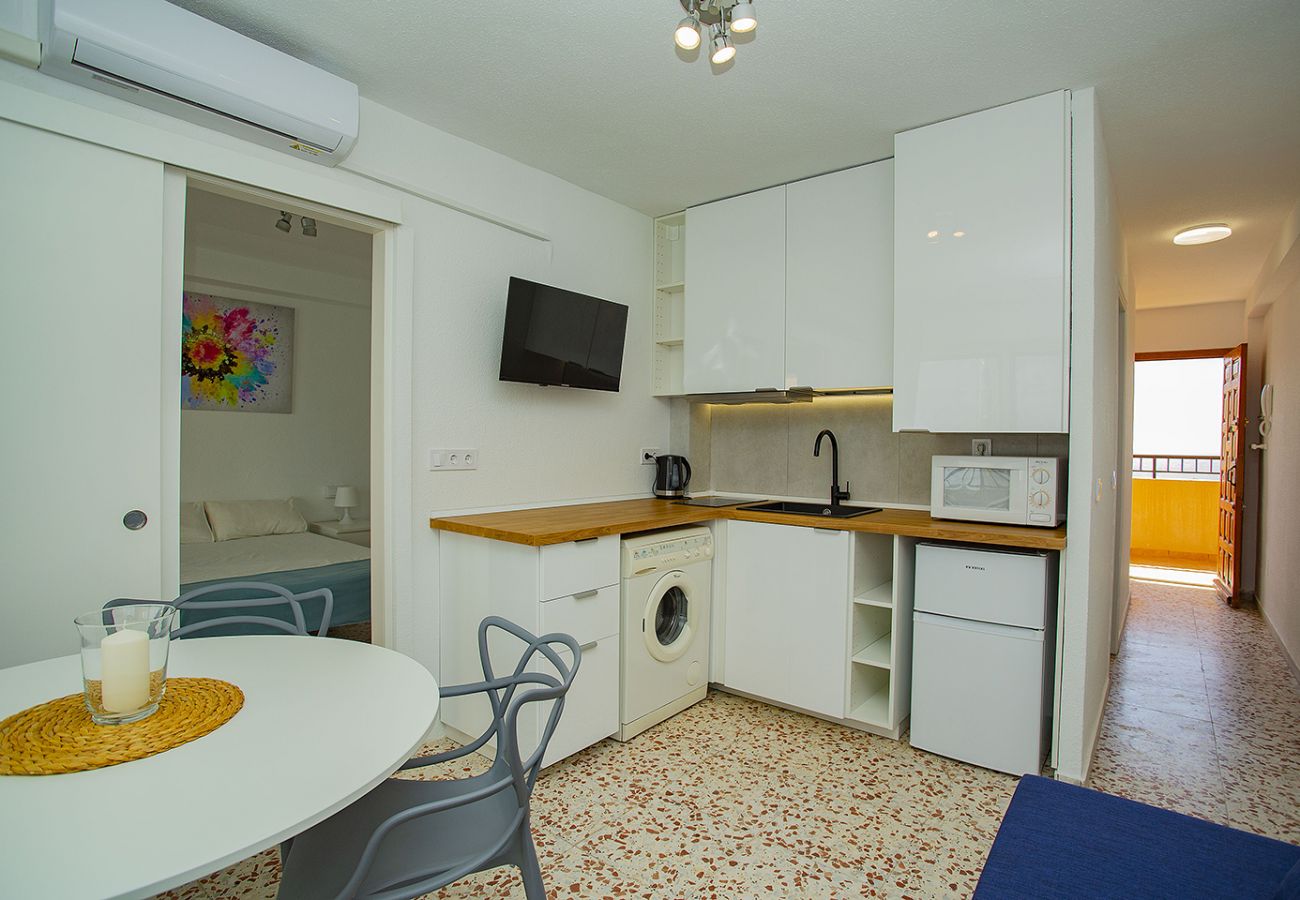 Apartamento en Torrevieja - 106 Economy Sea View - Alicante Holiday