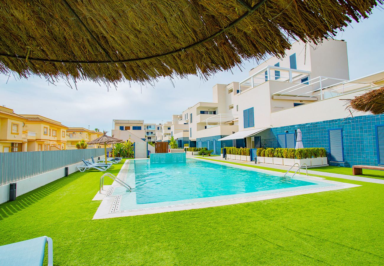 Bungalow en La Zenia - 210 New Mar Pool - Alicante Holiday