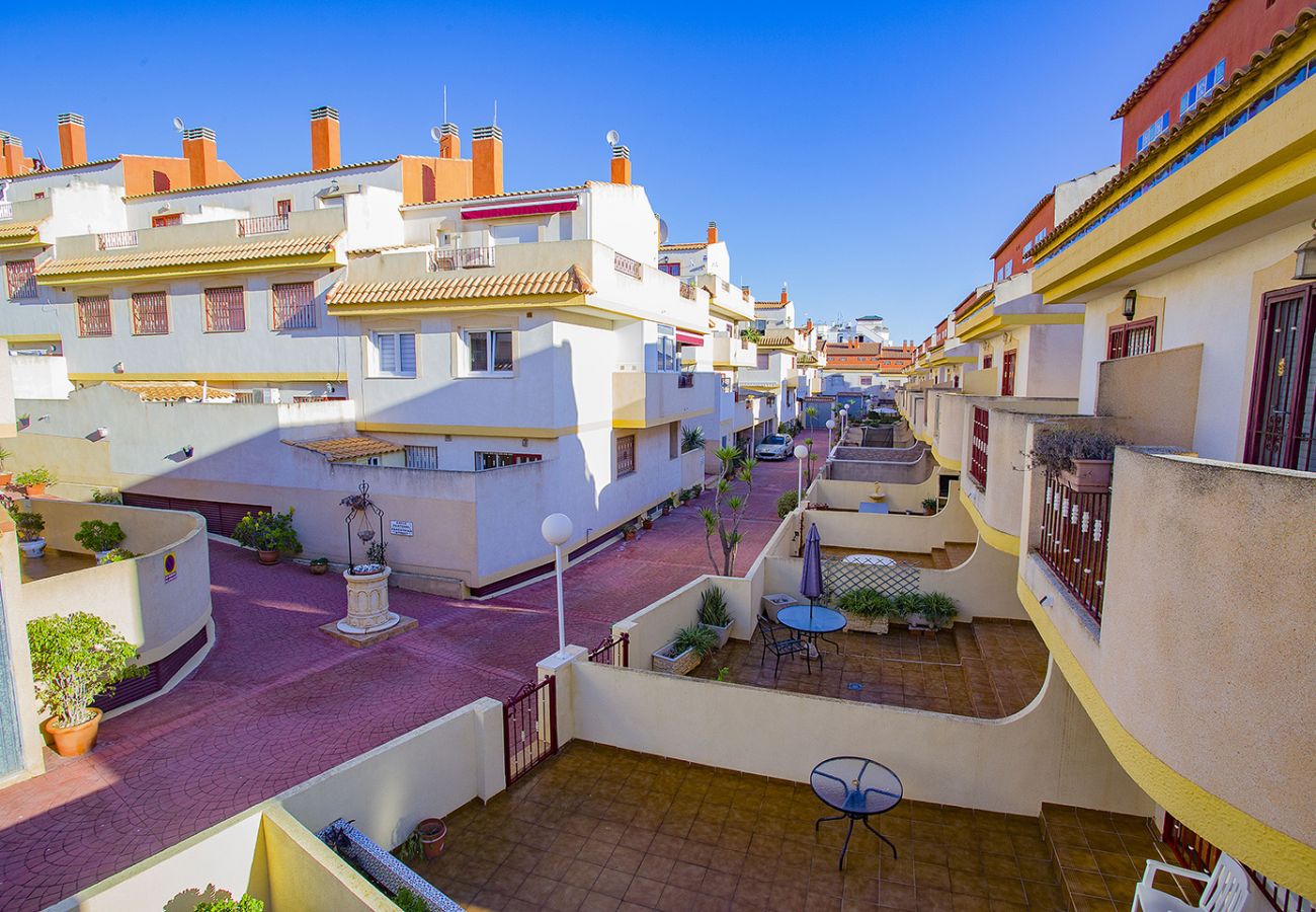 Casa adosada en La Zenia - 236 Sunny Duplex -Alicante Holiday