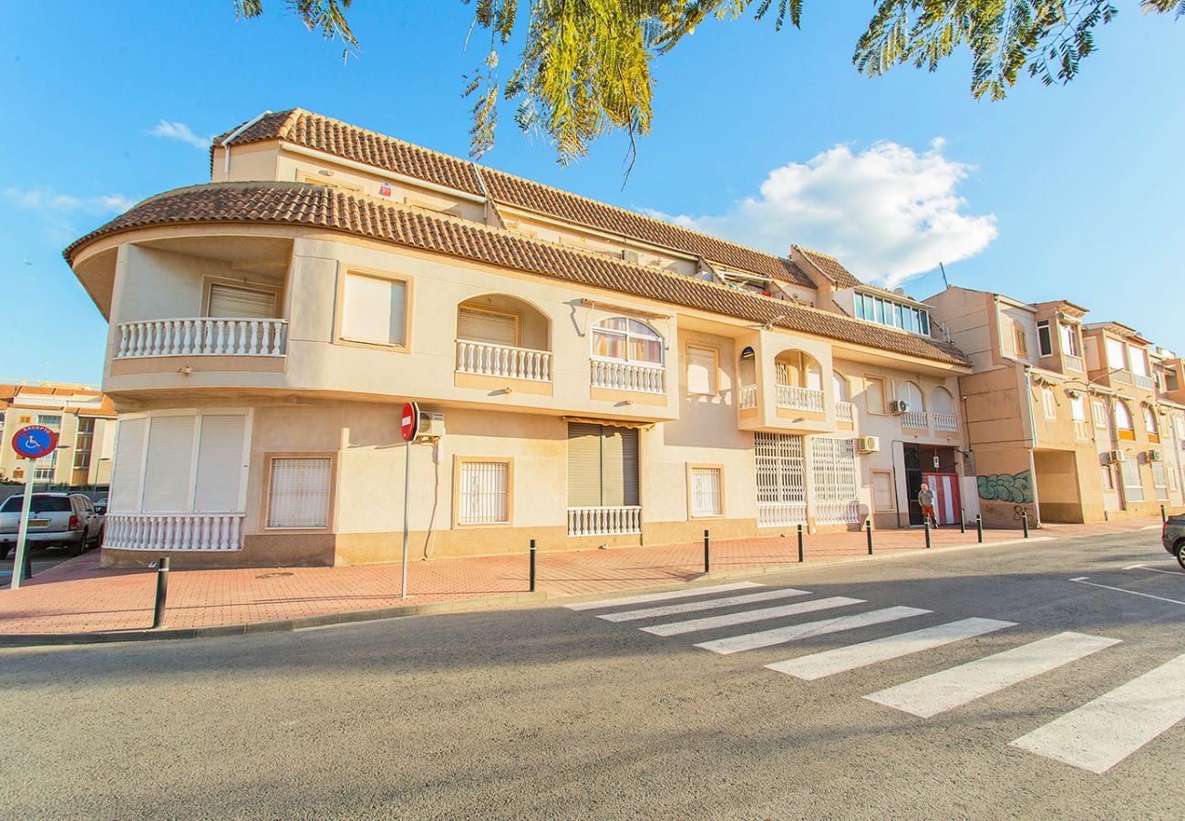 Apartamento en Torrevieja - 001 Red Harmony Alicante-Holiday