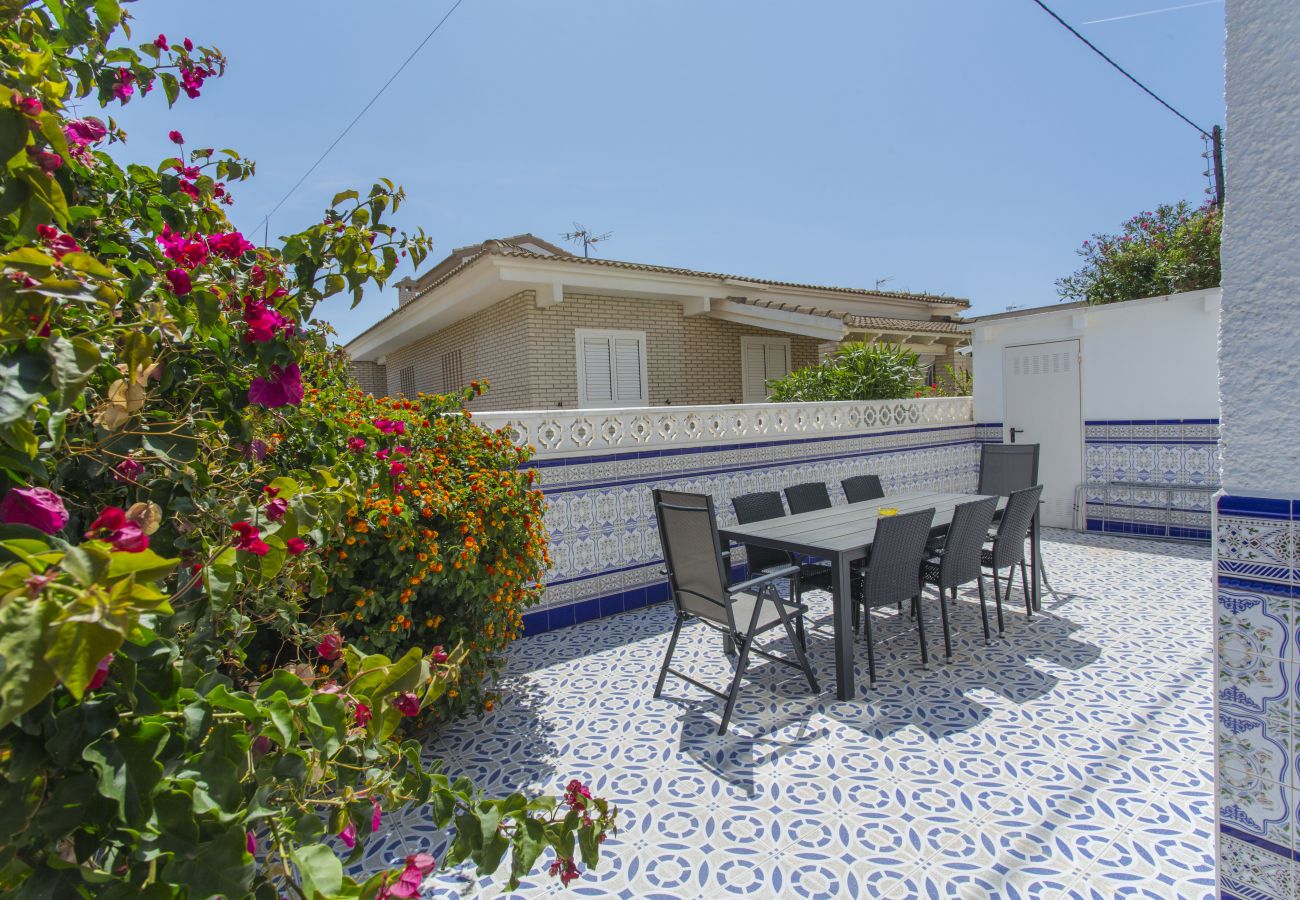 Bungalow in La Mata - 145 Sea Relax House - Alicante Holiday