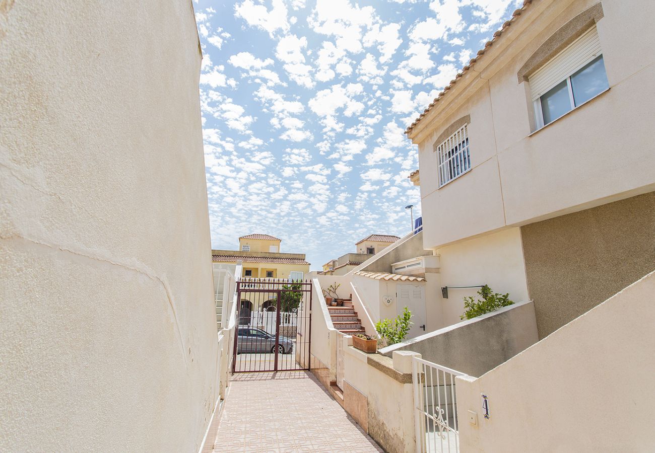 Apartment in Torrevieja - 146 Quiet Pool Relax - Alicante Holiday