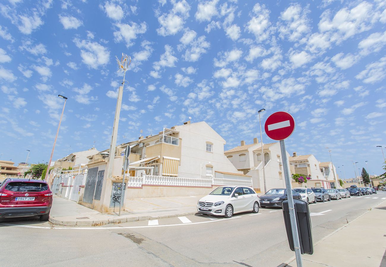 Apartment in Torrevieja - 146 Quiet Pool Relax - Alicante Holiday