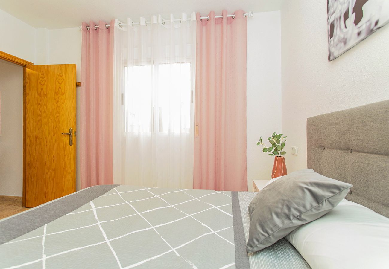 Apartment in Torrevieja - 150 Lovely Palangre Apartment Alicante-holiday