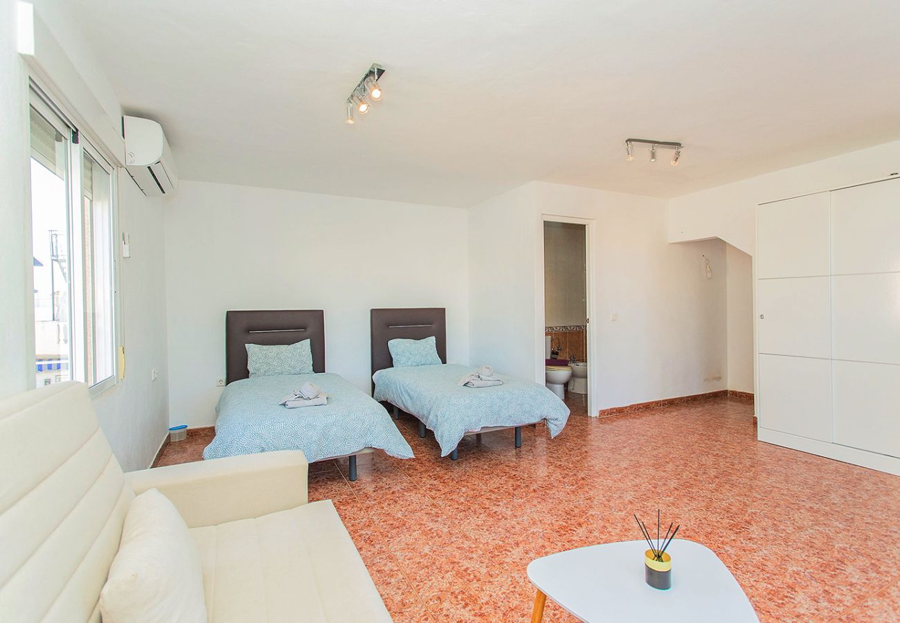 Townhouse in Torrevieja - 157 Adosado Iñes Alicante-Holiday