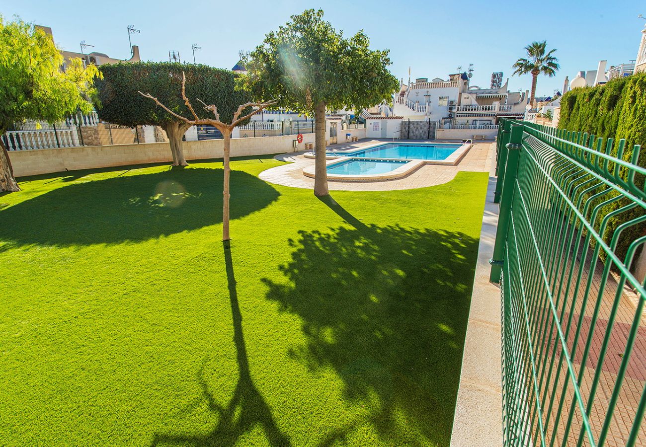 Townhouse in Torrevieja - 157 Adosado Iñes Alicante-Holiday