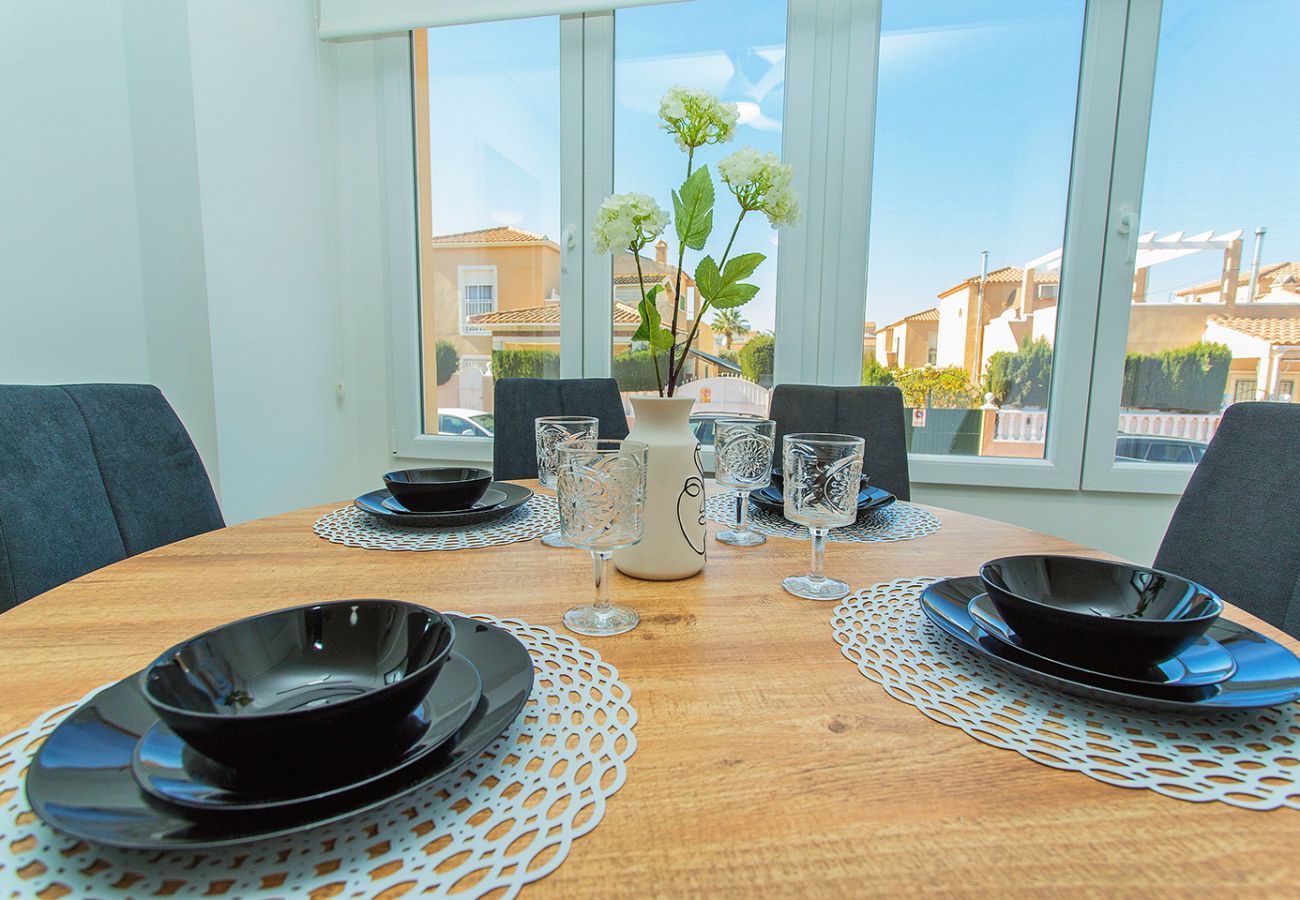 Townhouse in Torrevieja - 159 Cozy Adosado Alicante-Holiday