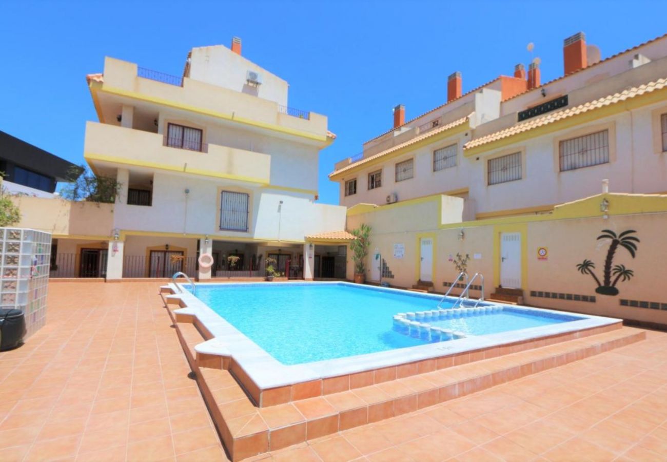 Таунхаус на La Zenia - 236 Sunny Duplex -Alicante Holiday