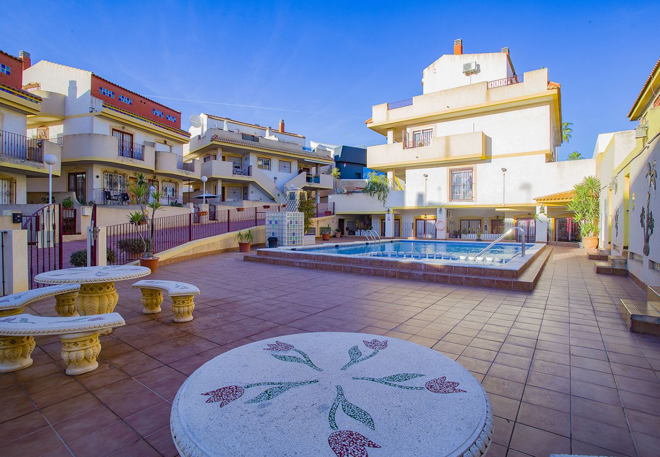 Таунхаус на La Zenia - 236 Sunny Duplex -Alicante Holiday