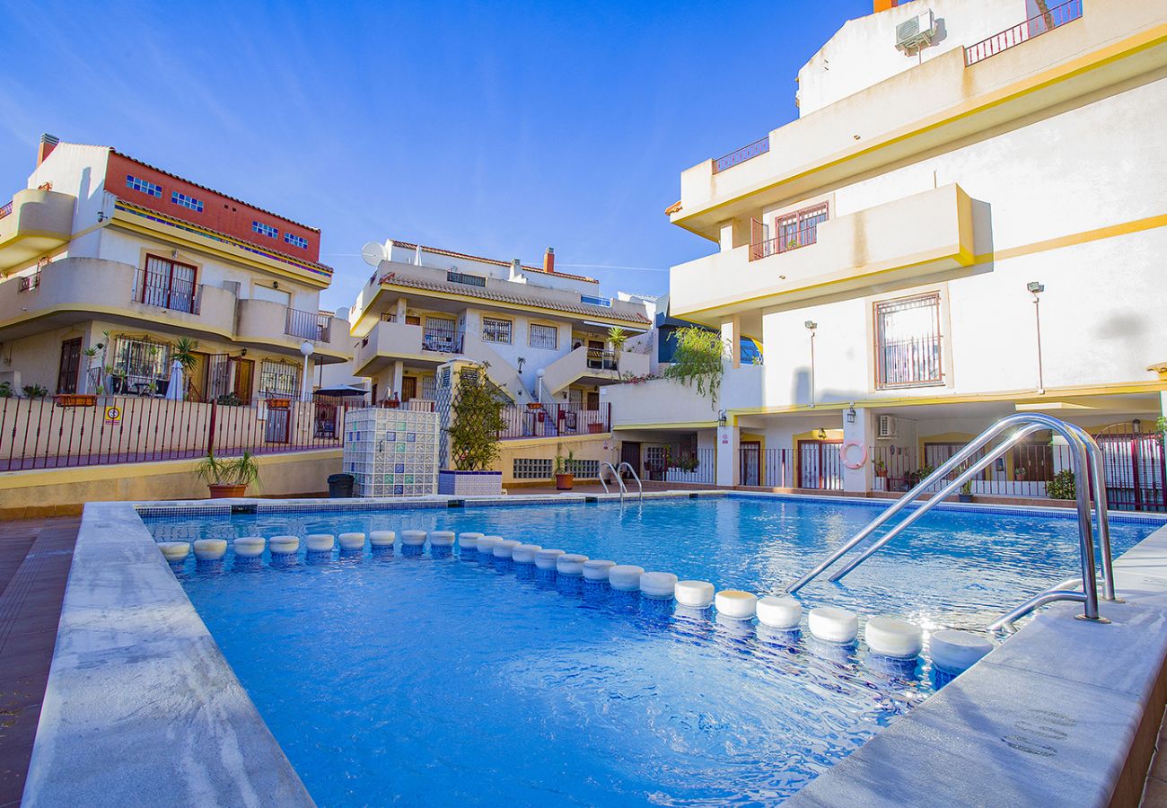 Таунхаус на La Zenia - 236 Sunny Duplex -Alicante Holiday