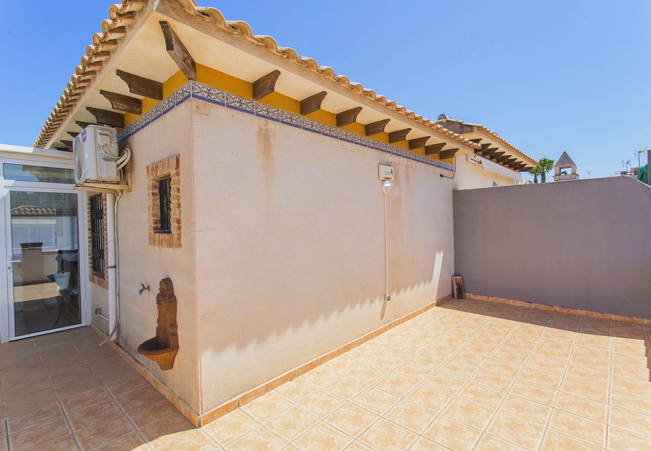 Бунгало на Торревьеха / Torrevieja - 217 Lovely Family Bungalow Alicante-Holiday